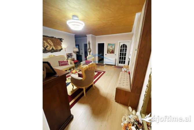 Shtepi ne shitje 3+1 ne Durres - 300,000 Euro