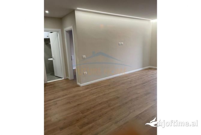 Shtepi ne shitje 1+1 ne Durres - 105,000 Euro