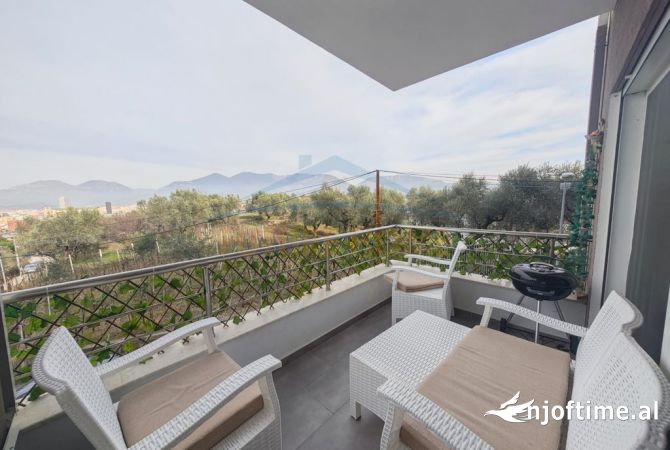 Shtepi ne shitje Apartament ne Tirane, 2+1, Mobilimi E mobiluar, Pagesa 275,000  Euro.