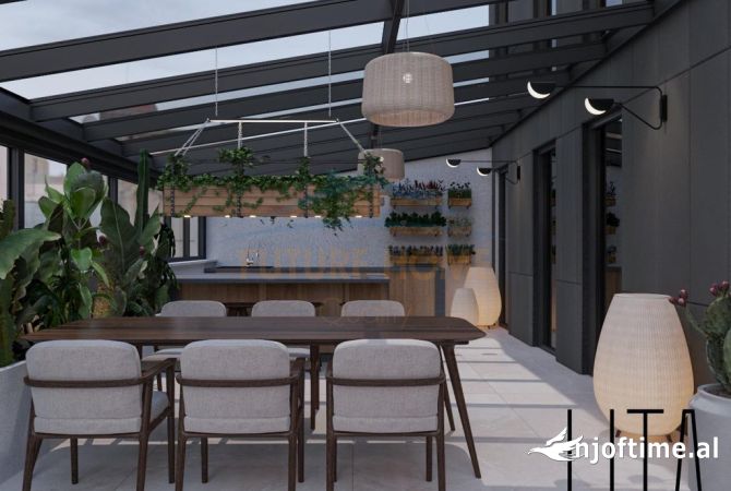 Shtepi ne shitje Duplex(shtepi me 2 kate) ne Tirane, 4+1, Mobilimi E mobiluar, Pagesa 750,000  Euro.