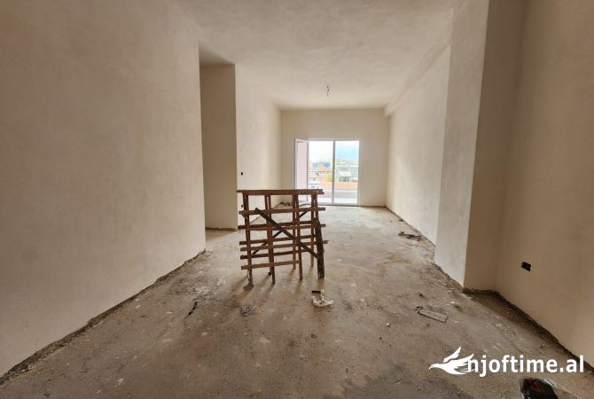 Shtepi ne shitje 2+1 ne Tirane - 190,000 Euro