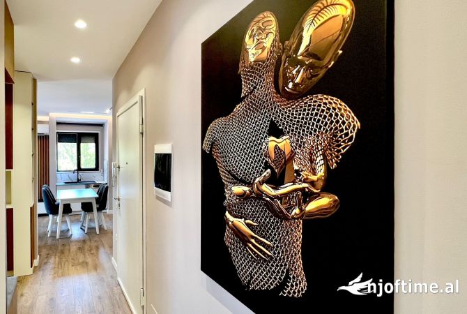 Shtepi me qera Apartament ne Tirane, 2+1, Mobilimi E mobiluar, Pagesa 1,100  Euro.