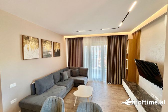 Shtepi me qera Apartament ne Tirane, 2+1, Mobilimi E mobiluar, Pagesa 1,100  Euro.