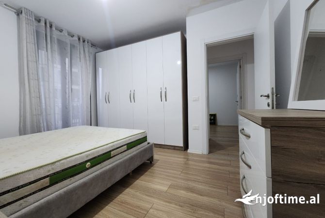 Shtepi me qera 2+1 ne Tirane - 500 Euro