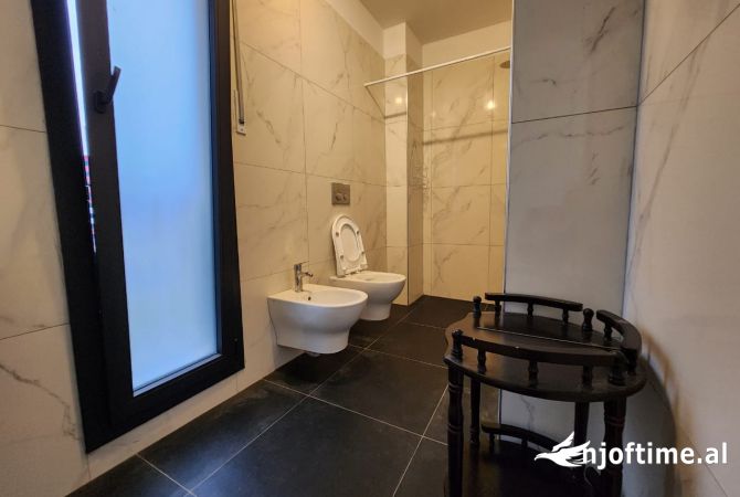 Shtepi me qera 2+1 ne Tirane - 500 Euro