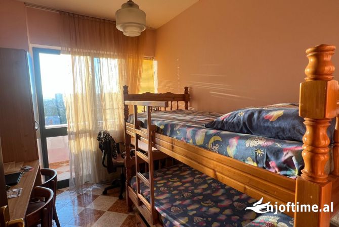 Shtepi me qera Apartament ne Tirane, 2+1, Mobilimi E mobiluar, Pagesa 550  Euro.