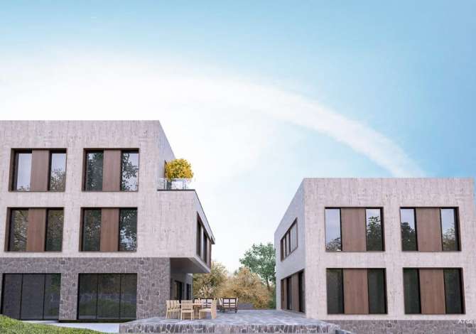 Truall ose Toke  ne Tirane - 750,000 Euro