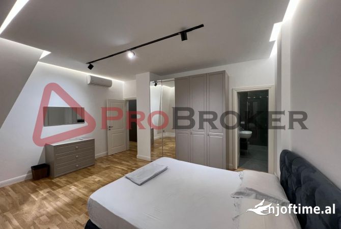 Shtepi me qera 2+1 ne Tirane - 1,800 Euro