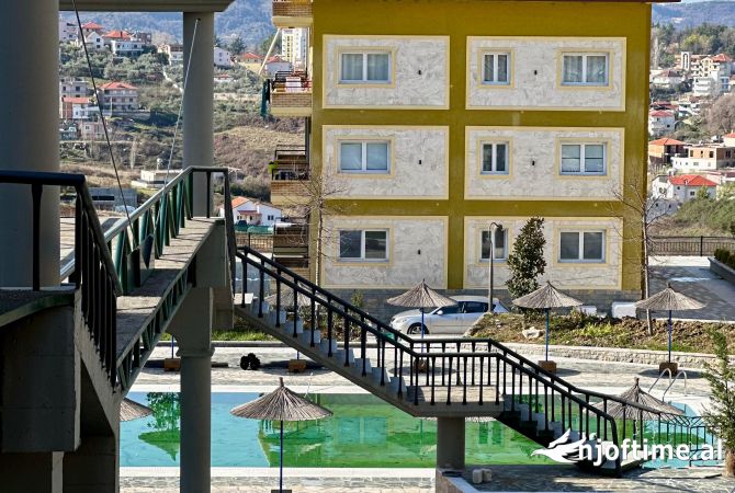 Shtepi ne shitje Apartament ne Tirane, 3+1, Mobilimi Bosh, pa mobiluar, Pagesa 228,000  Euro.