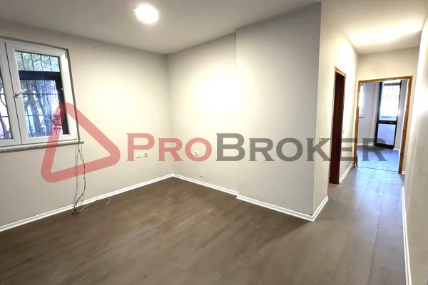 Ambient biznesi me qera 3+1 ne Tirane - 470 Euro