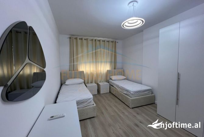 Shtepi me qera 2+1 ne Tirane - 650 Euro