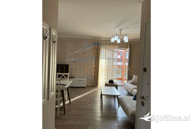 Shtepi me qera 1+1 ne Tirane - 500 Euro