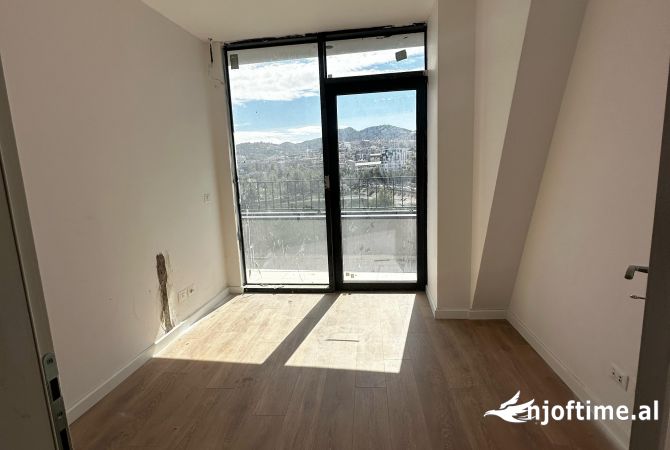 QERA, AMBIENT 190M2 PER ZYRA, LAKE VIEW 