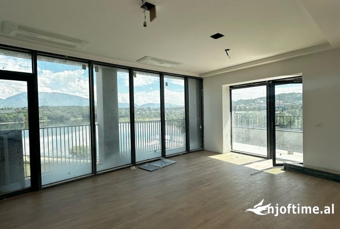 QERA, AMBIENT 190M2 PER ZYRA, LAKE VIEW 