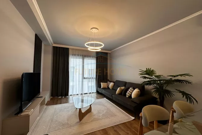 Shtepi me qera Apartament ne Tirane, 2+1, Mobilimi E mobiluar, Pagesa 1,500  Euro.