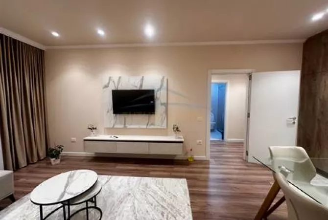 Casa in affitto 1+1 a Tirana - 1,000 Euro