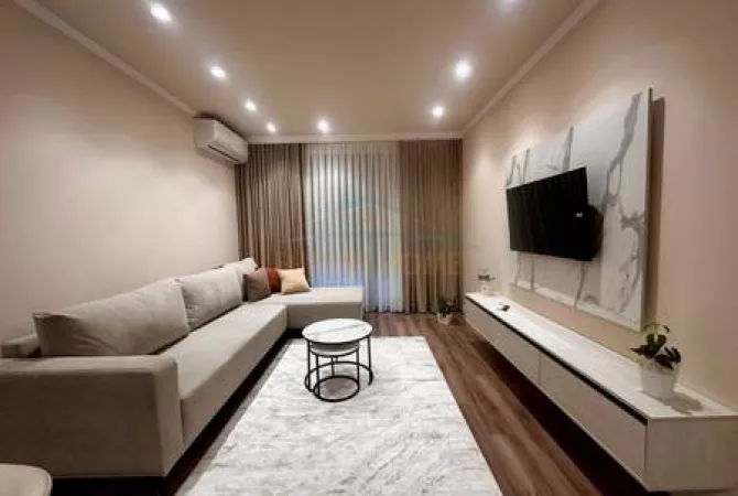 Casa in affitto 1+1 a Tirana - 1,000 Euro