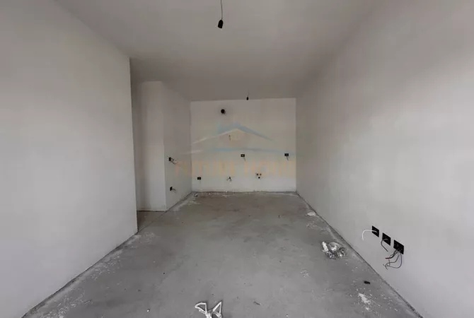 Shtepi ne shitje 2+1 ne Tirane - 98,000 Euro