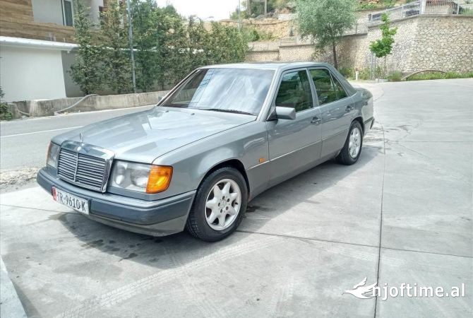Makina ne shitje ne Tirane - 5,000 Euro