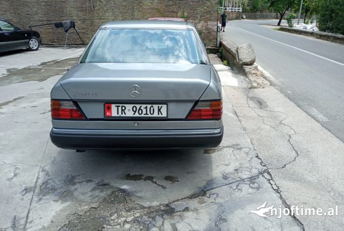 Makina ne shitje  ne Tirane - 5,000 Euro