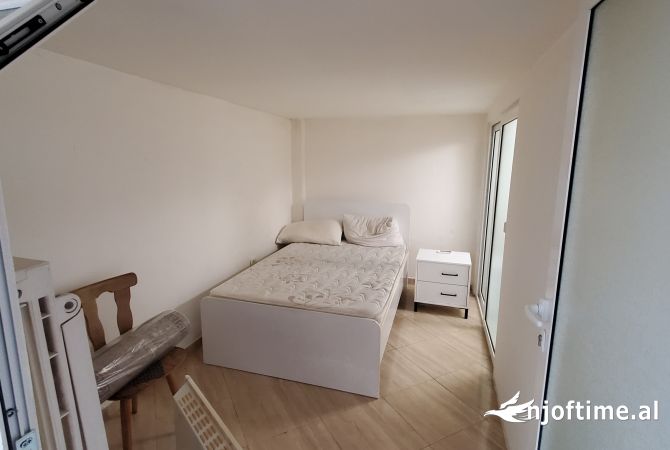 Ambient biznesi ne shitje 1+1 ne Tirane - 65,000 Euro