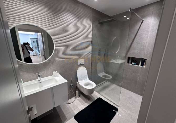Shtepi me qera 2+1 ne Tirane - 1,200 Euro
