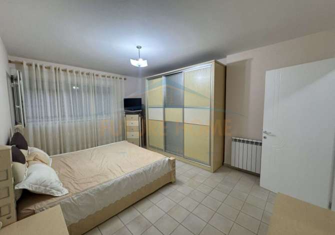 Shtepi me qera 2+1 ne Tirane - 700 Euro