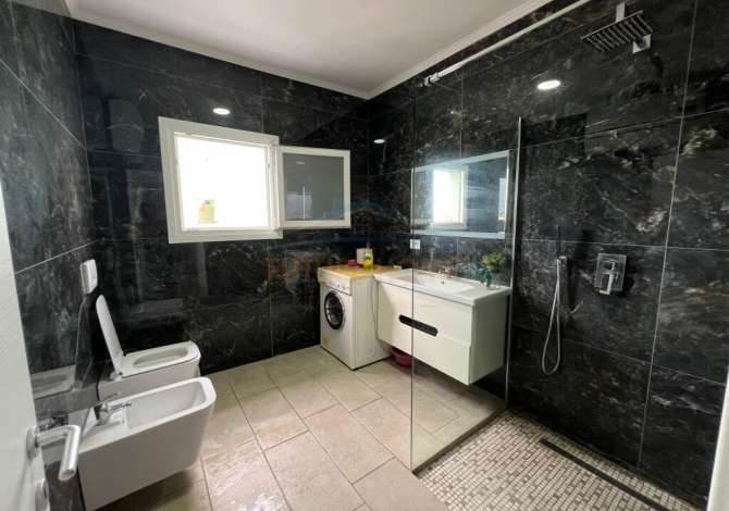 Shtepi ne shitje 3+1 ne Tirane - 220,000 Euro