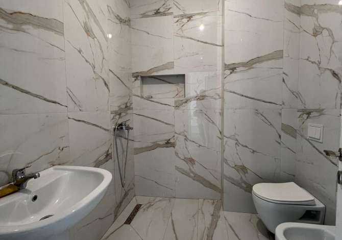 Shtepi me qera 2+1 ne Tirane - 600 Euro