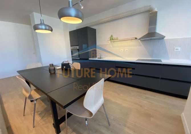Shtepi me qera 3+1 ne Tirane - 1,500 Euro