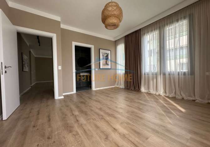Shtepi ne shitje 2+1 ne Tirane - 230,000 Euro