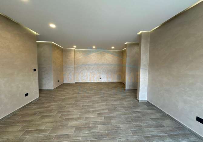 Shtepi ne shitje 4+1 ne Tirane - 260,000 Euro