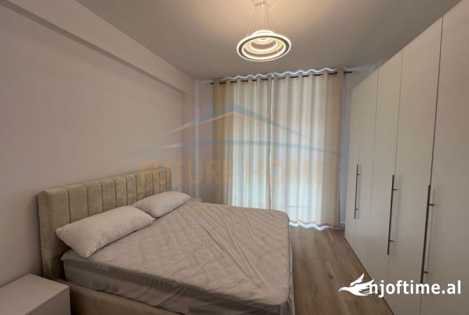 Shtepi me qera 2+1 ne Tirane - 700 Euro