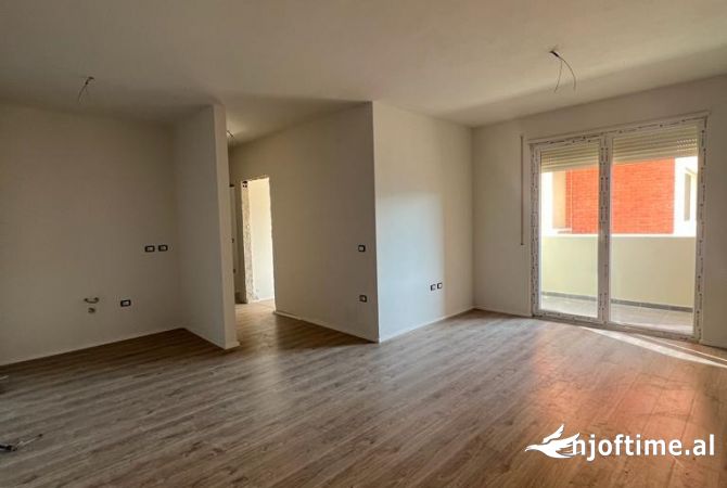 Shtepi ne shitje 2+1 ne Tirane - 140,000 Euro