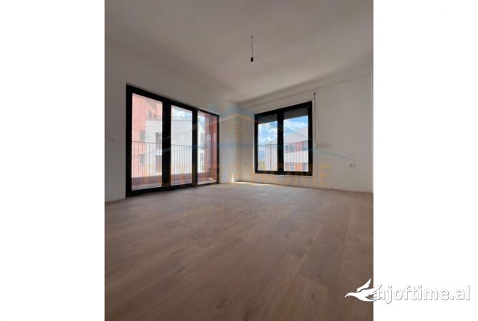 Shtepi ne shitje 3+1 ne Tirane - 313,000 Euro