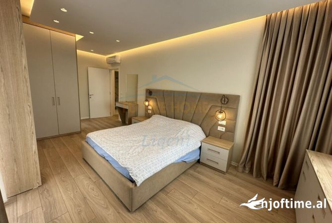Shtepi me qera 2+1 ne Tirane - 790 Euro