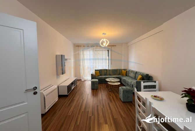 Shtepi me qera 2+1 ne Tirane - 500 Euro