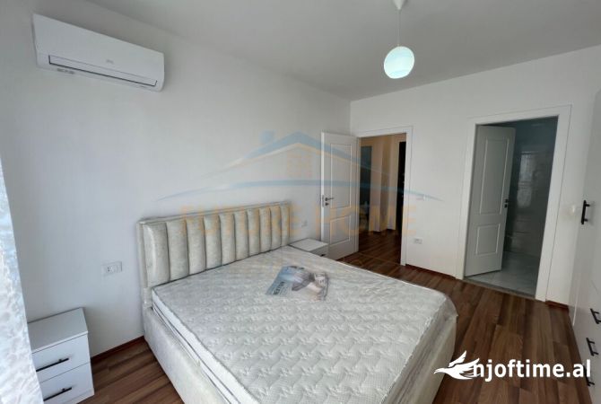 Shtepi me qera Apartament ne Tirane, 2+1, Mobilimi E mobiluar, Pagesa 500  Euro.