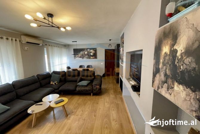 Shtepi ne shitje 3+1 ne Tirane - 190,000 Euro
