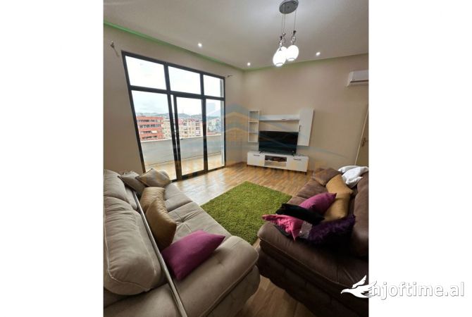 Shtepi me qera 2+1 ne Tirane - 500 Euro