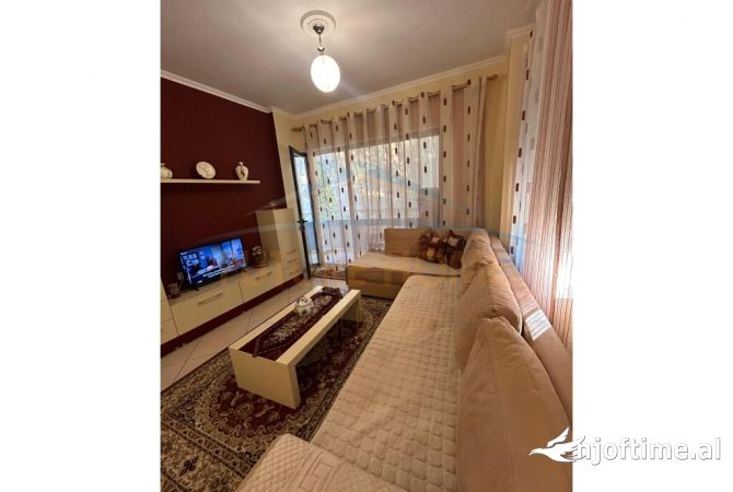 Shtepi ne shitje 1+1 ne Tirane - 115,000 Euro
