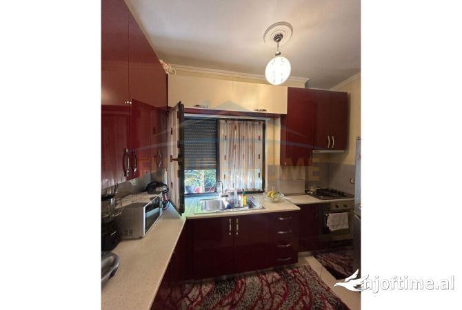 Shtepi ne shitje 1+1 ne Tirane - 115,000 Euro