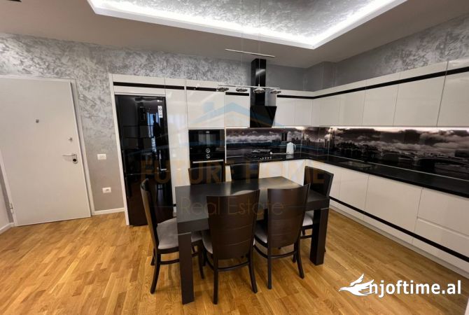 Shtepi ne shitje 2+1 ne Tirane - 260,000 Euro