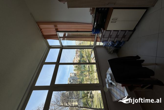 Shtepi ne shitje 1+1 ne Tirane - 150,000 Euro