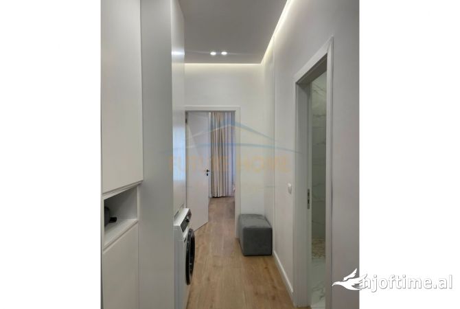 Shtepi me qera Apartament ne Tirane, 1+1, Mobilimi E mobiluar, Pagesa 900  Euro.