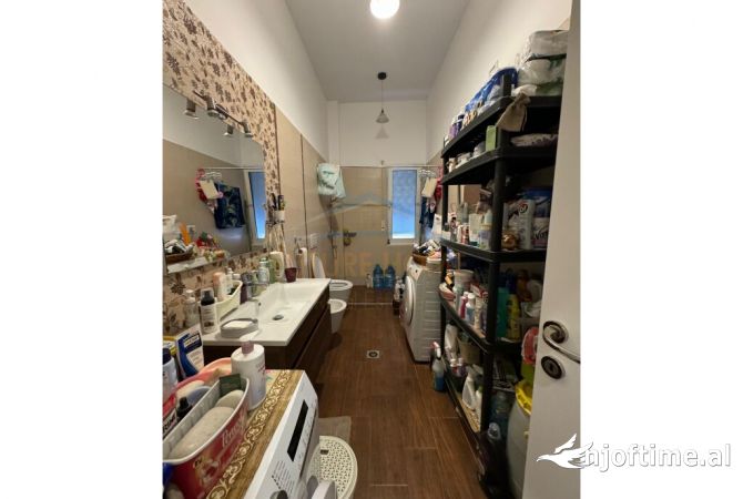 Shtepi ne shitje 2+1 ne Tirane - 250,000 Euro