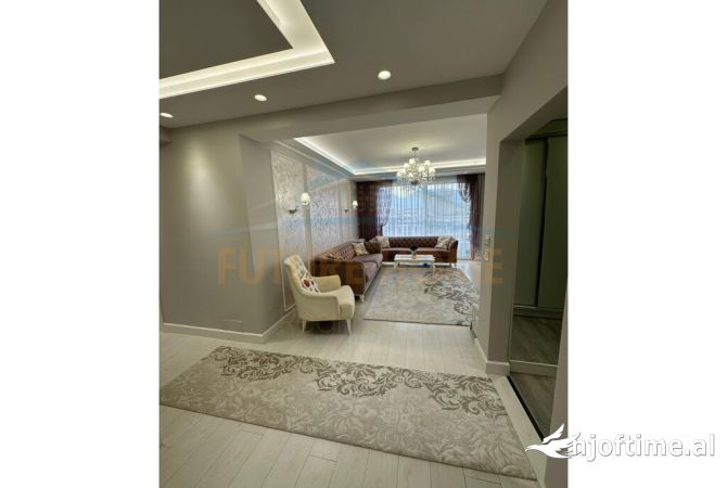 Shtepi me qera 3+1 ne Tirane - 1,500 Euro