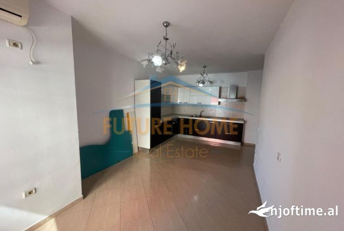 Shtepi ne shitje 2+1 ne Tirane - 156,000 Euro