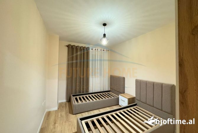 Shtepi ne shitje Apartament ne Tirane, 2+1, Mobilimi E mobiluar, Pagesa 133,000  Euro.
