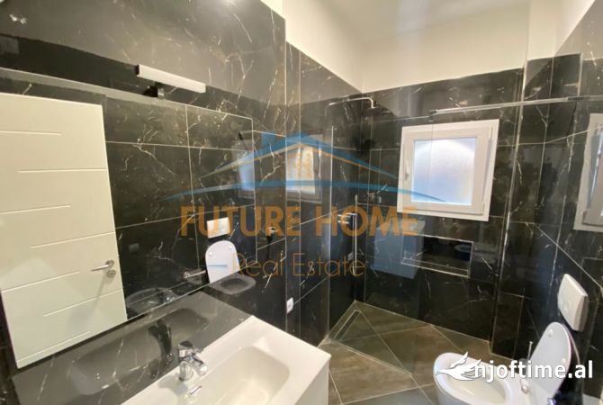 Shtepi ne shitje Apartament ne Tirane, 2+1, Mobilimi E mobiluar, Pagesa 165,000  Euro.